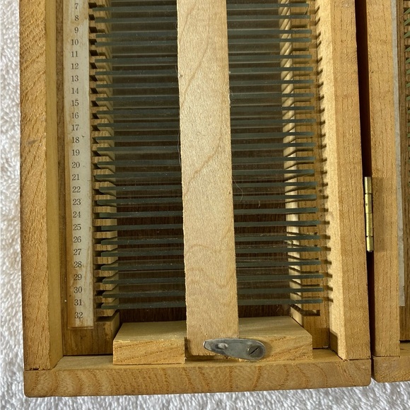 Vintage Blank Glass Microscope Slides In Wooden Box - Picture 7 of 16
